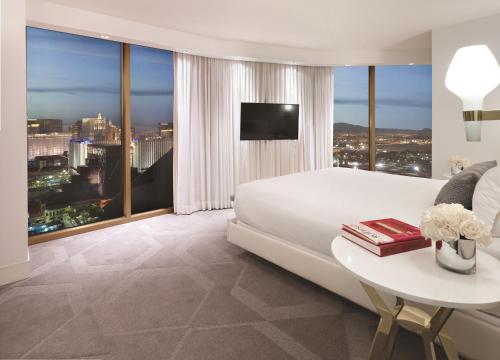 Delano Las Vegas at Mandalay Bay Image