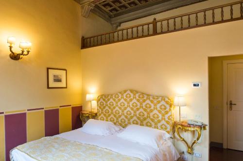 Katil atau katil-katil dalam bilik di Palazzo Ravizza