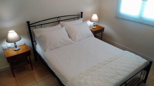 Foto dalla galleria di Green Hill House a Alykes