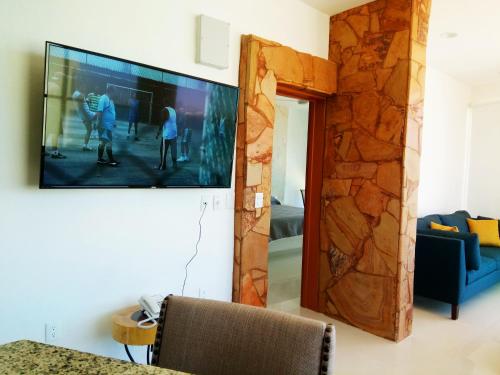 Μια τηλεόραση ή/και κέντρο ψυχαγωγίας στο Hotelito Escondido