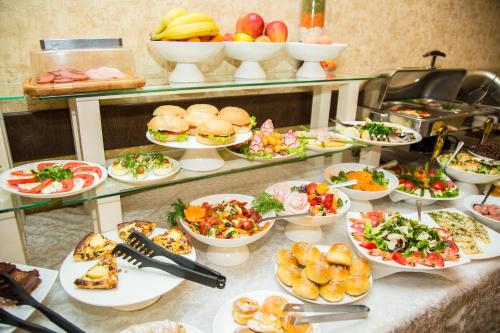 Jídlo v hotelu nebo okolí