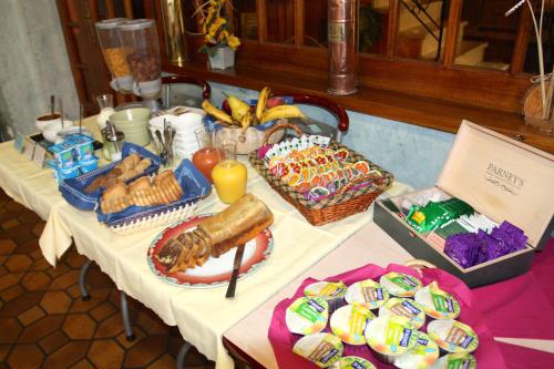 Imagen de la galería de Hotel Restaurant des Deux Vallées, en Entraygues-sur-Truyère
