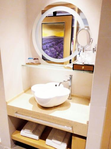 Bilik mandi di Lavande Hotel Taixing Jiangping Road