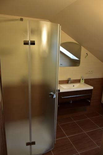 Koupelna v ubytování Apartmán-Hovorany