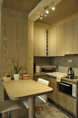Agias Sofias Street Luxurious Studio
