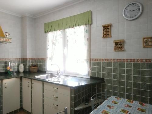 Kuchyňa alebo kuchynka v ubytovaní La Casa Periquita