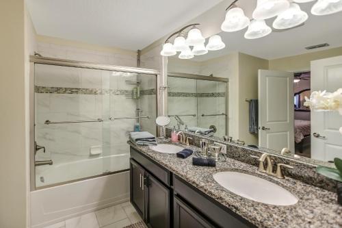 Gallery image of C - New 4 Bedroom Home - 5 Miles to Disney - Free Water Park - Private Pool in Kissimmee