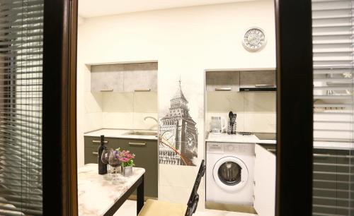 Una cocina o cocineta en OLD CORNER