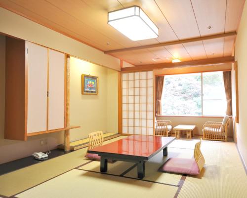 Foto da galeria de Hotel Okada em Hakone