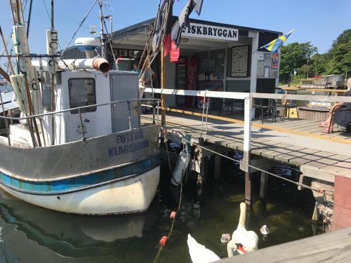 マルメにあるPrivate house Parking Garden Sea Natureのギャラリーの写真