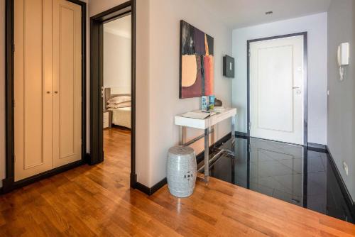 Oceanside Terrace Apartment by Holiday Rental Madeira