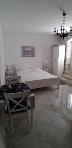 Gallery image of Guesthouse Žmukić in Perast