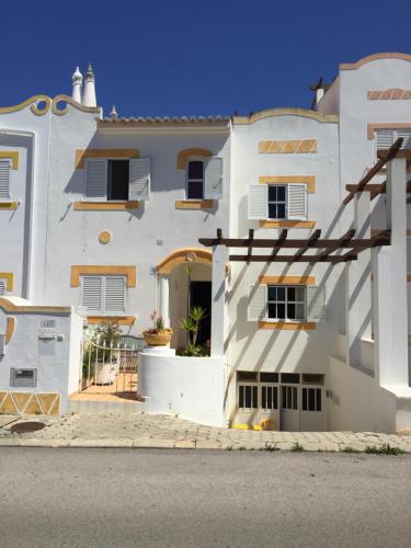 Lagos Beach Villa