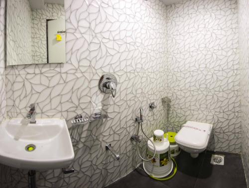 Koupelna v ubytování Hotel Pearl