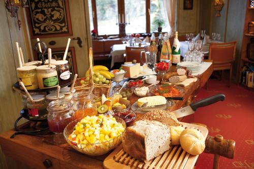 Jídlo v hotelu nebo okolí