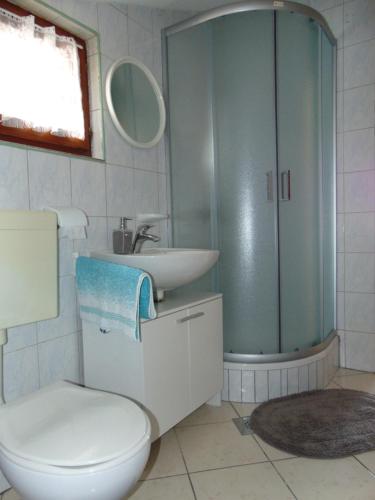 Apartment 3