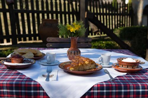 Jídlo v penzionu nebo okolí