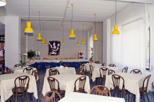 Gallery image of Hotel Leuco' in Martinsicuro