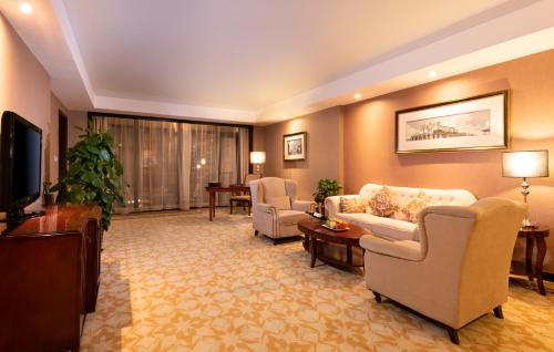Μια τηλεόραση ή/και κέντρο ψυχαγωγίας στο Country Garden Phoenix Hotels Shenyang Yuhong