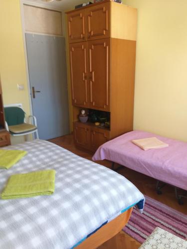 Neva rooms