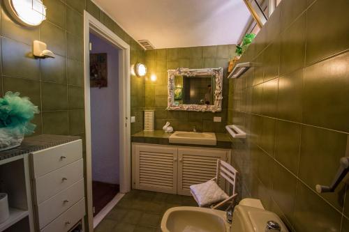 Koupelna v ubytování Villa B2 codice IUN Q1844