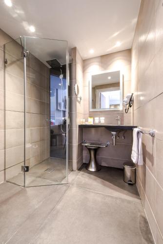 Hotel Le Saint Paul photo 53