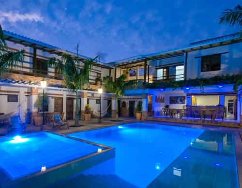 Πισίνα στο ή κοντά στο Camali Hotel