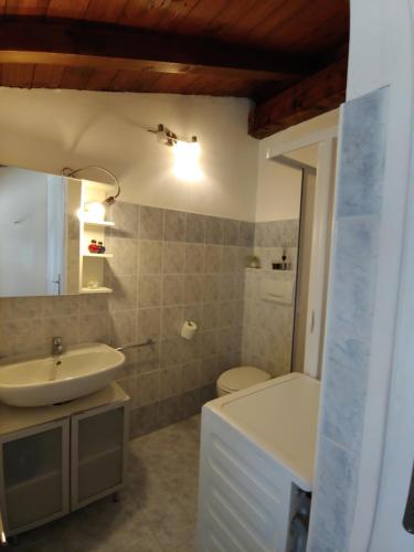 Phòng tắm tại La Finestra sul Lago