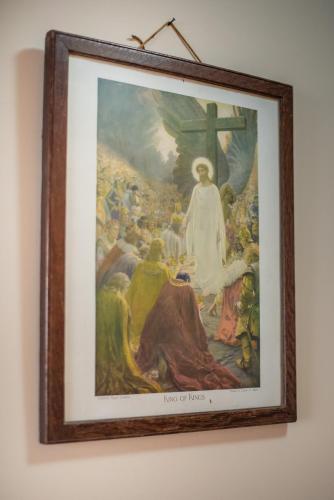 a painting of the resurrection of christ on a wall at Guesthouse Juli in Sapareva Banya