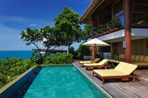 Swimmingpoolen hos eller tæt på Six Senses Samui