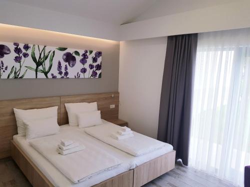 Cama o camas de una habitación en FoRest Međugorje
