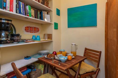 Guest House Blue Wave