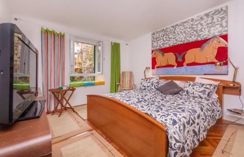 The Art Republic, Old Town