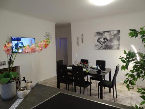 TV a/nebo společenská místnost v ubytování Lifestyle Balaton