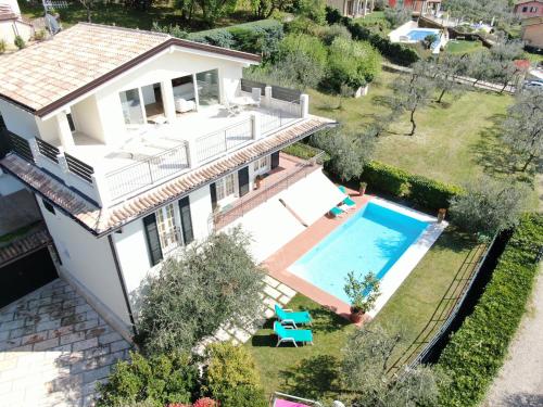 Gallery image of Villa Cà bianca in Torri del Benaco