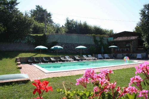 Πισίνα στο ή κοντά στο Borgo Di Fonni