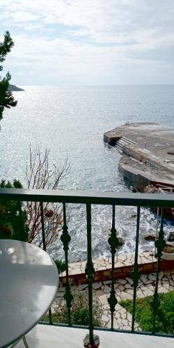 a view of the ocean from a balcony at Gorgones, sea-front, great view in Kardamili