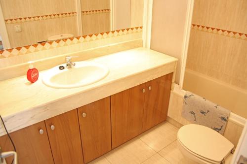 Kúpeľňa v ubytovaní Playazul seafront apartament