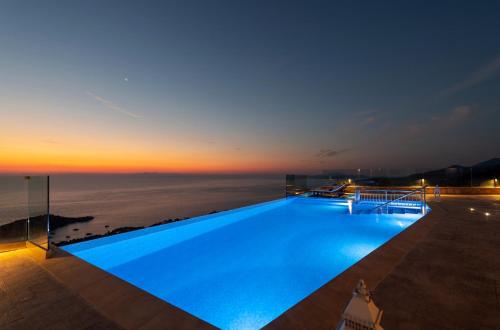 Gallery image of Jessica Luxury Villa in Agios Nikolaos