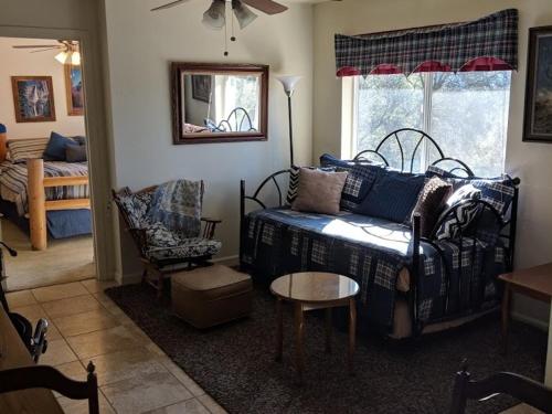 Yosemite Nights Bed & Breakfast – Photos 3