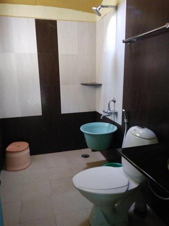 Thanmaya Homestayにあるバスルーム