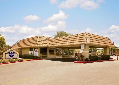 Knights Inn Palmdale – Photos 2