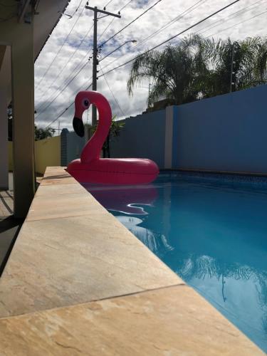 La alberca dentro o cerca de Suites Santa Amelia