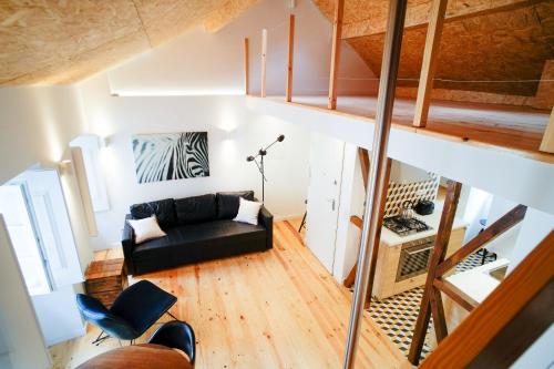 Bright And Sunny Apartment