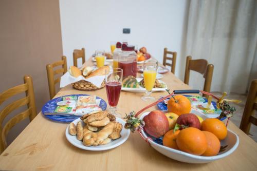 B&Bの敷地内または近くでの食事または食べ物
