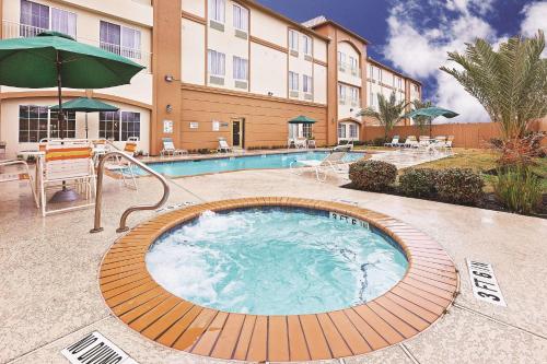La Quinta by Wyndham Houston Hobby Airport Image