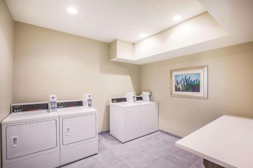 Gallery image of La Quinta by Wyndham Wichita Northeast in Wichita