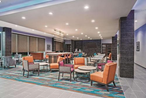 La Quinta by Wyndham Dallas Grand Prairie North Image