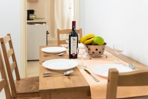 TownHall Apartment's