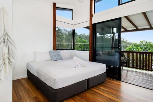 Postel nebo postele na pokoji v ubytování Canopy 1